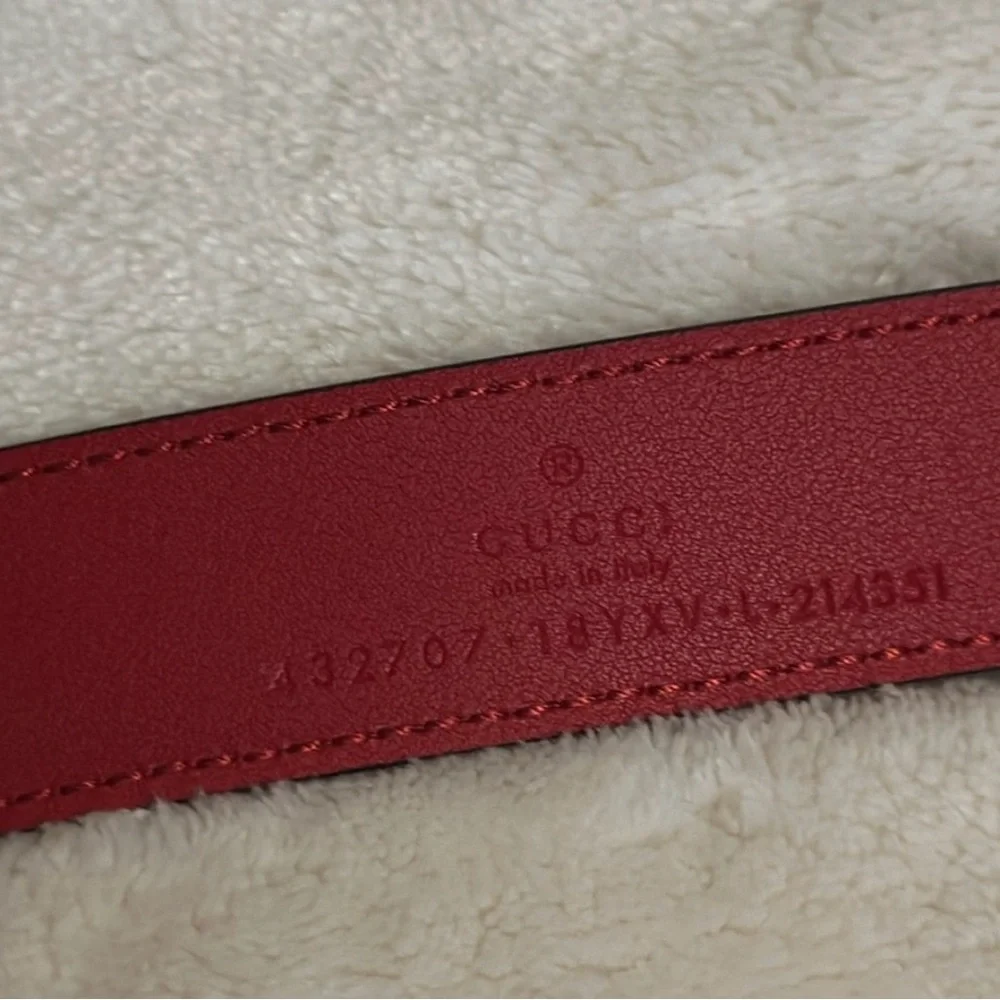 Red Kids Size Large Gucci Belt